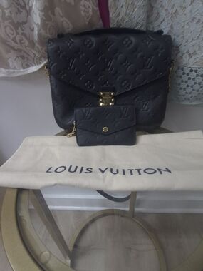 Louis Vuitton Black Embossed Monogram Empreinte Shoulder Bag with Coin Pouch